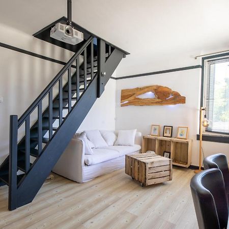 Mamie Jane Co-Munity Hotel Aix-les-Bains Exterior foto
