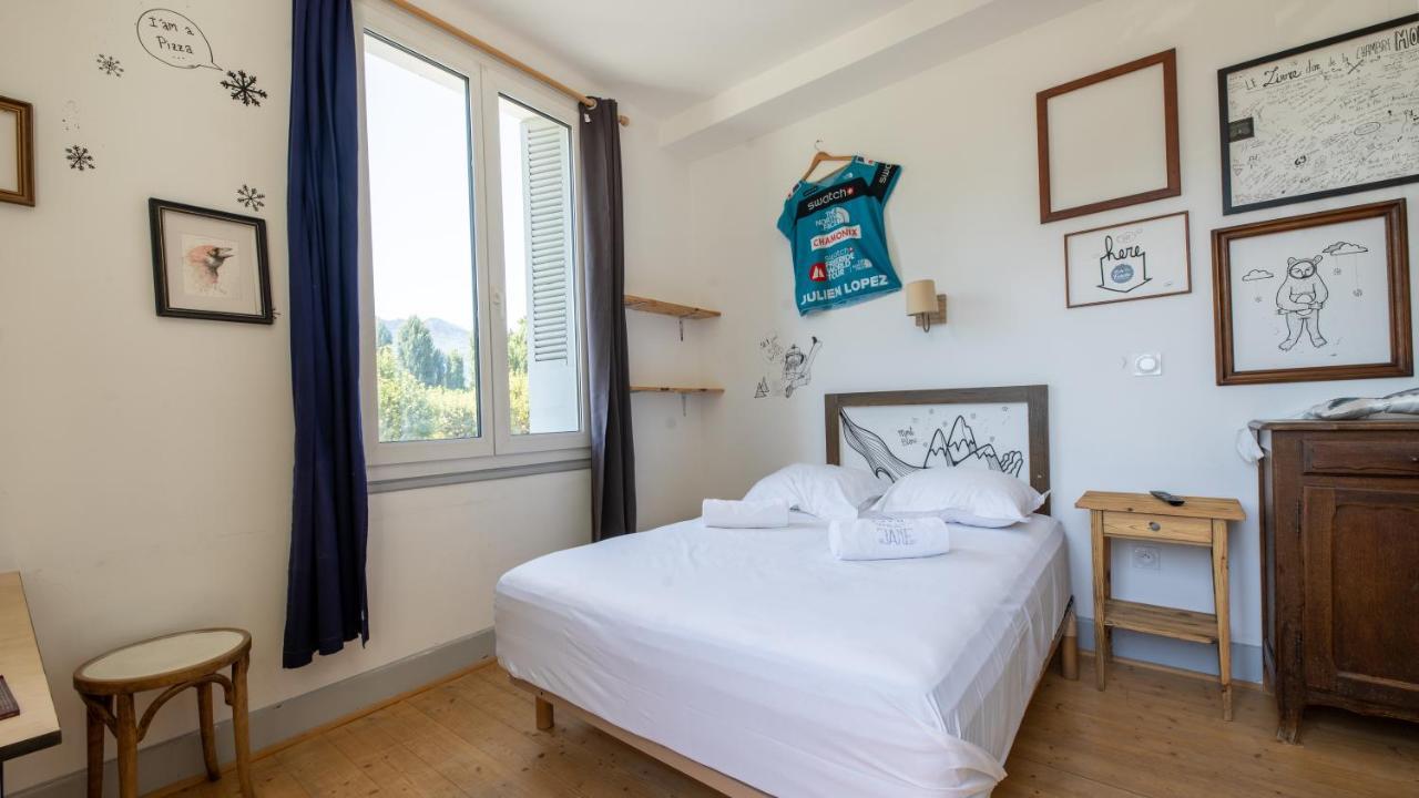 Mamie Jane Co-Munity Hotel Aix-les-Bains Exterior foto