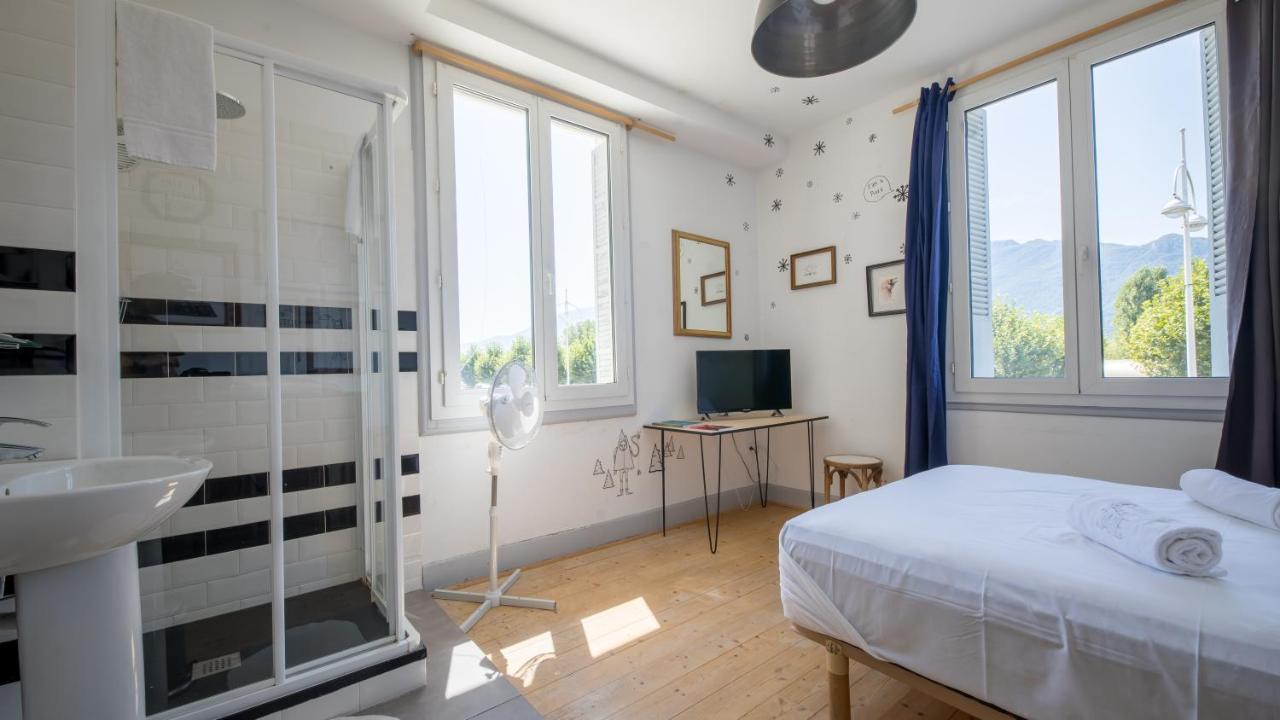 Mamie Jane Co-Munity Hotel Aix-les-Bains Exterior foto